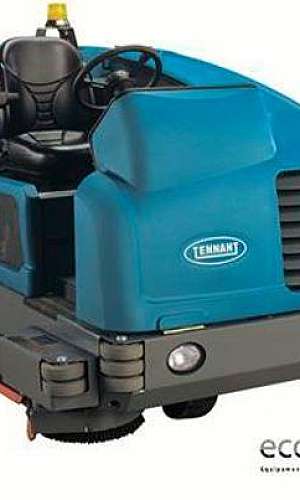 Lavadora e varredeira de piso Lavadora e varredeira de piso