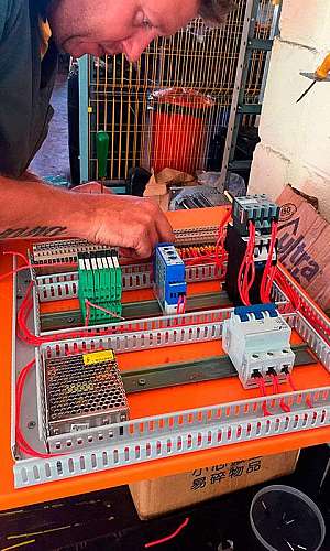 Manutenção elétrica industrial Manutenção elétrica industrial